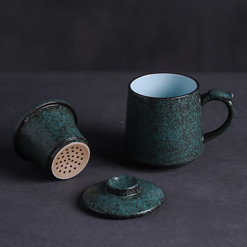 Grand mug en céramique émaillée