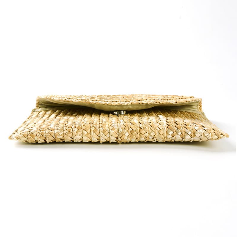Pochette en paille faite main
