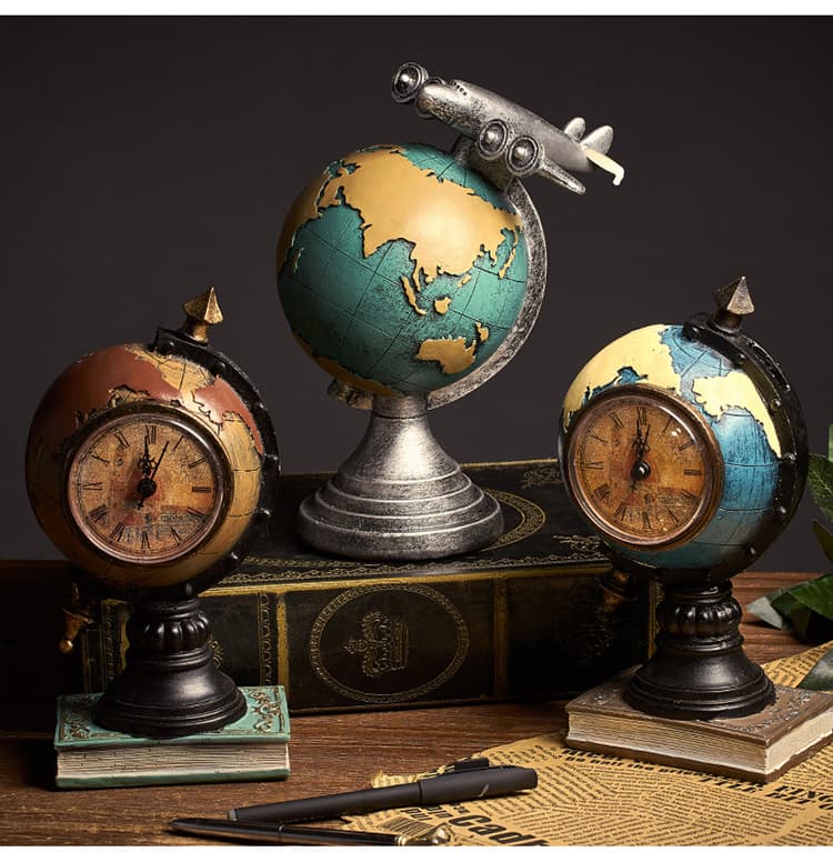 Horloge globe vintage