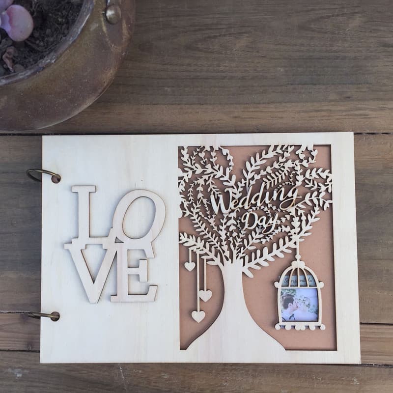 Livre d'or de mariage en bois