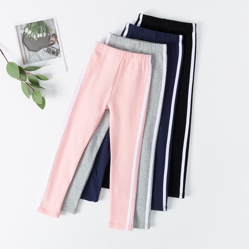 Stretchy long pants for kids suitable for outdoor wear
