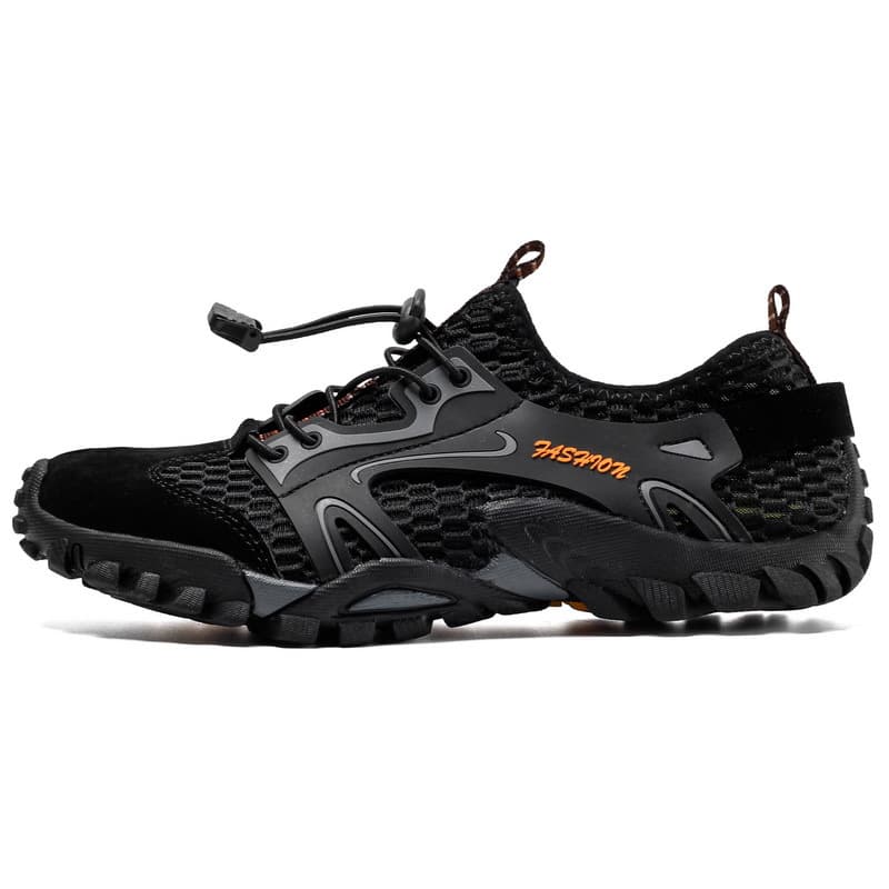 Five finger upstream shoes swimming beach