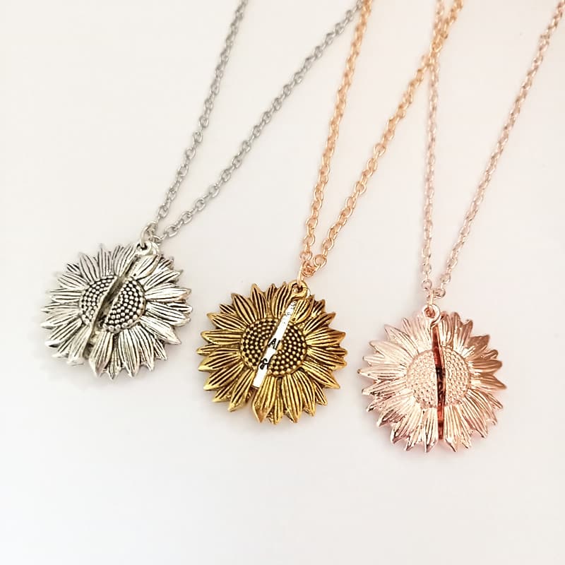 Sunflower double lettering necklace