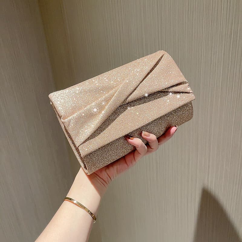Pochette enveloppe dorée